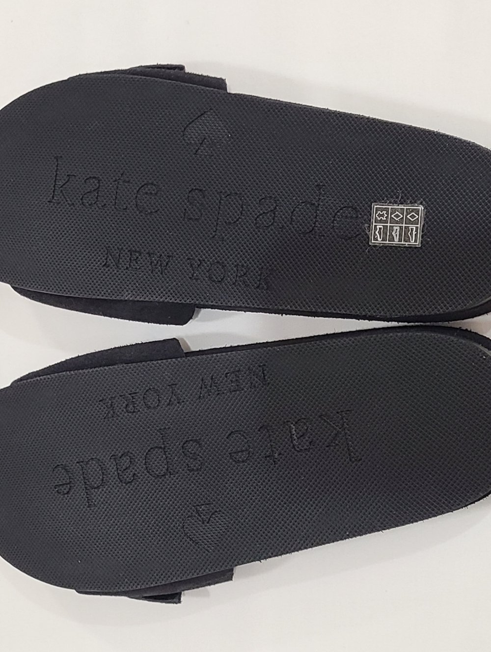 kate spade New York Della Slide Sandals Black Gold Buckle Size 7 - Picture 7 of 16